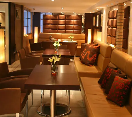 Center 4* Nicósia
