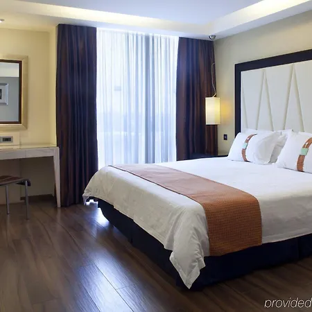 Center 4* Nicosia