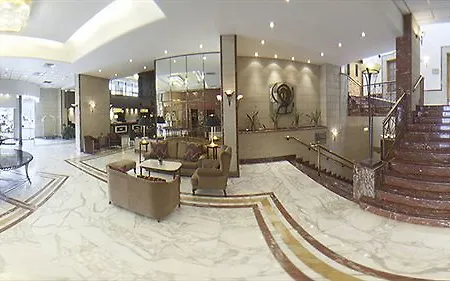 Center Hotel