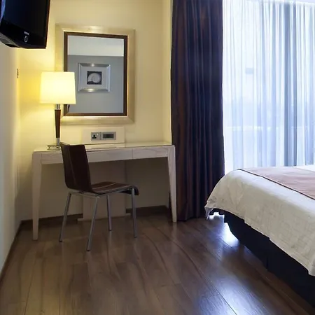 Hotel Center